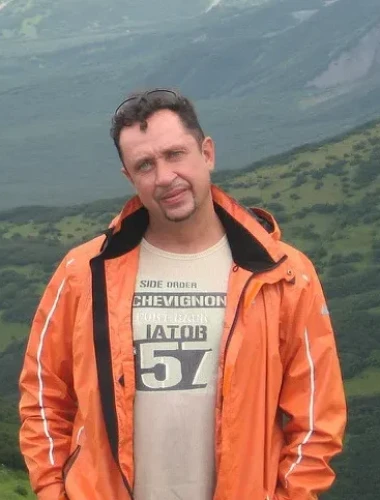 Анатолий Поплавский